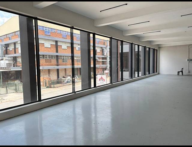 281M² WAREHOUSE TO LET IN WYNBERG